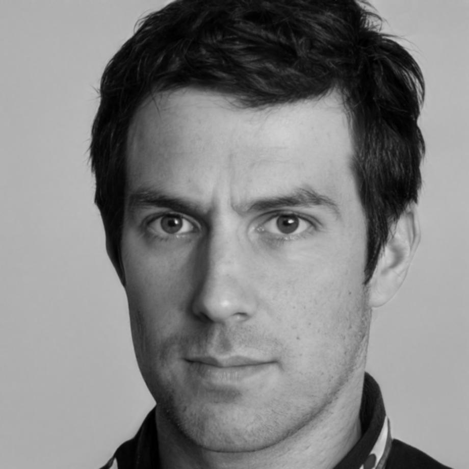 Retrato de Joaquín Herrera, terapeuta holístico senior